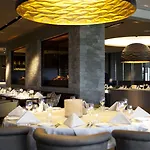 Der Valk Hotel 4*