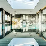 Der Valk Hotel 4*