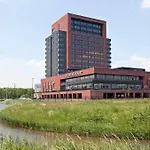 Der Valk Hotel 4*