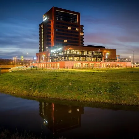 Der Valk Hotel 4*