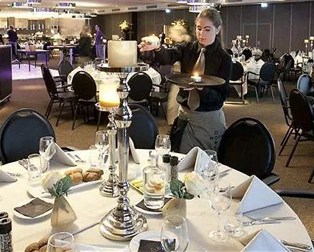 Hotel Der Valk 4*
